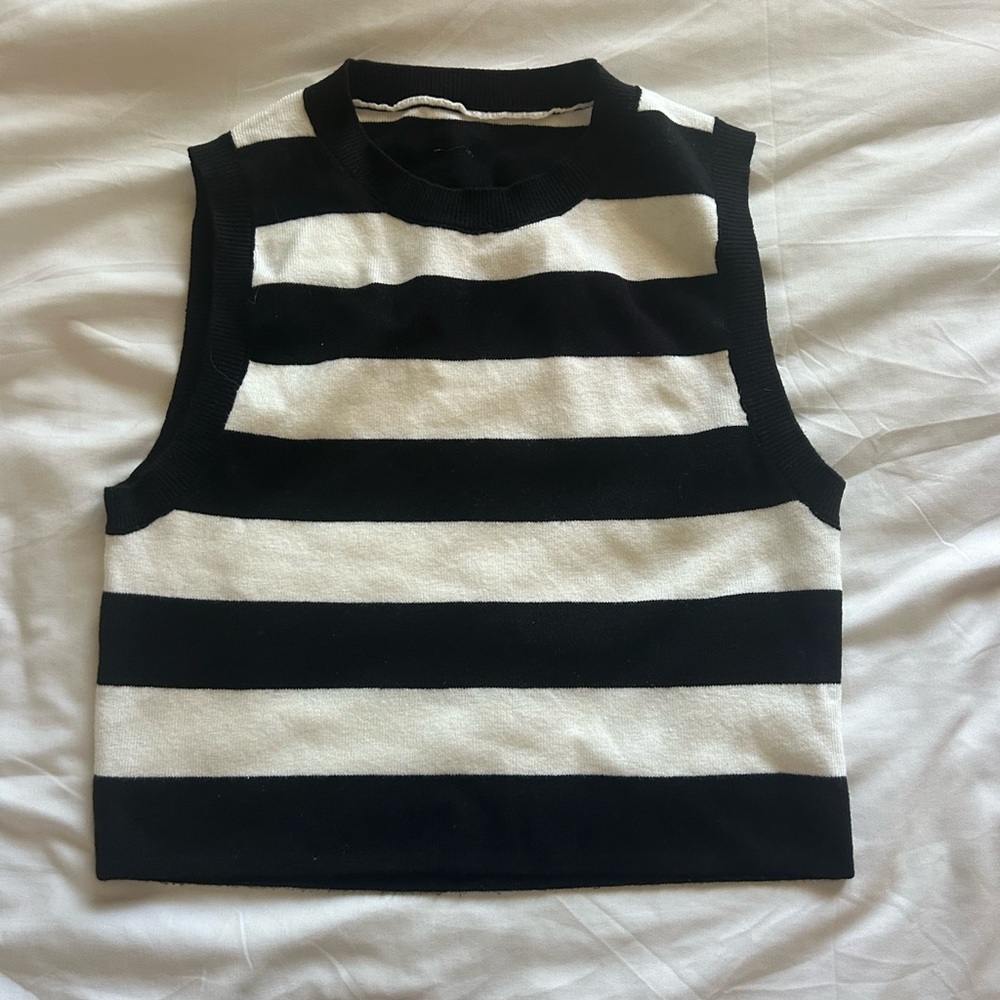Black and White Striped Sleeveless Top